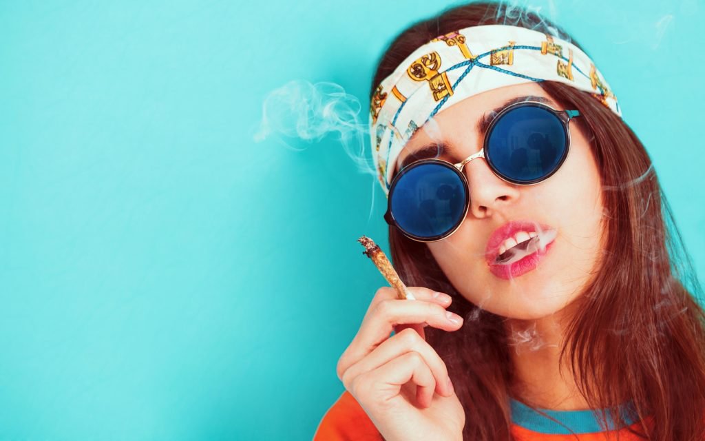 HIGH_TIMES_Mag's tweet photo. New Study Confirms Pot Smokers are Happy, Well Adjusted and Successful
https://t.co/o20q73HpLU https://t.co/E4lhVJ50f8