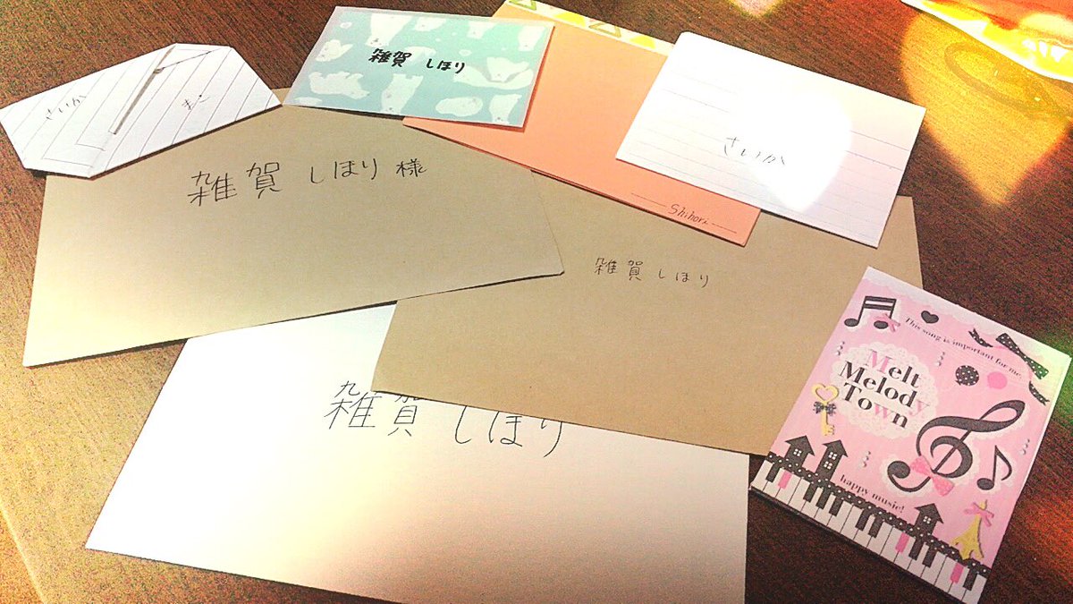 しほり 3年生の引退式 一年少しで思い出がありすぎて本当に明日からいない事が寂しいです でも今日まで色んな事楽しくて本当に感謝してます 最後に全員の先輩 にハグしてもらった時思わず泣いちゃうくらい嬉しかったです 手紙もありがとうご