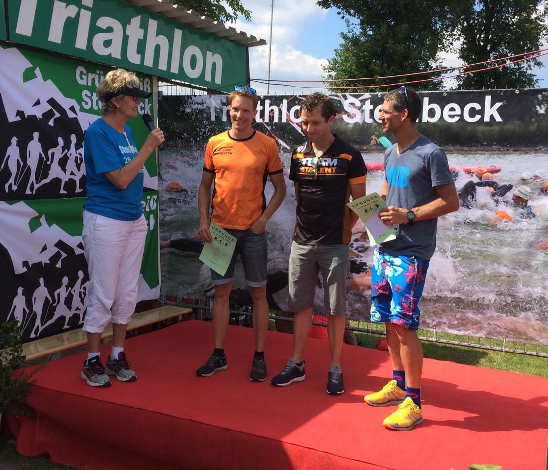 t4talent's tweet photo. 1. Platz fur @moudebennink am triathlon Steinbeck. #t4tlive https://t.co/ccL9GHLCjg