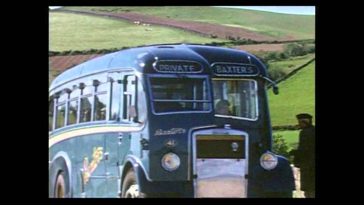 wildaboutargyll's tweet photo. Day 169 Take a trip ‘doon the watter’ and head to Rothesay. #HHA2017 https://t.co/1n1fHyvkmn https://t.co/DxvX1a43Pi