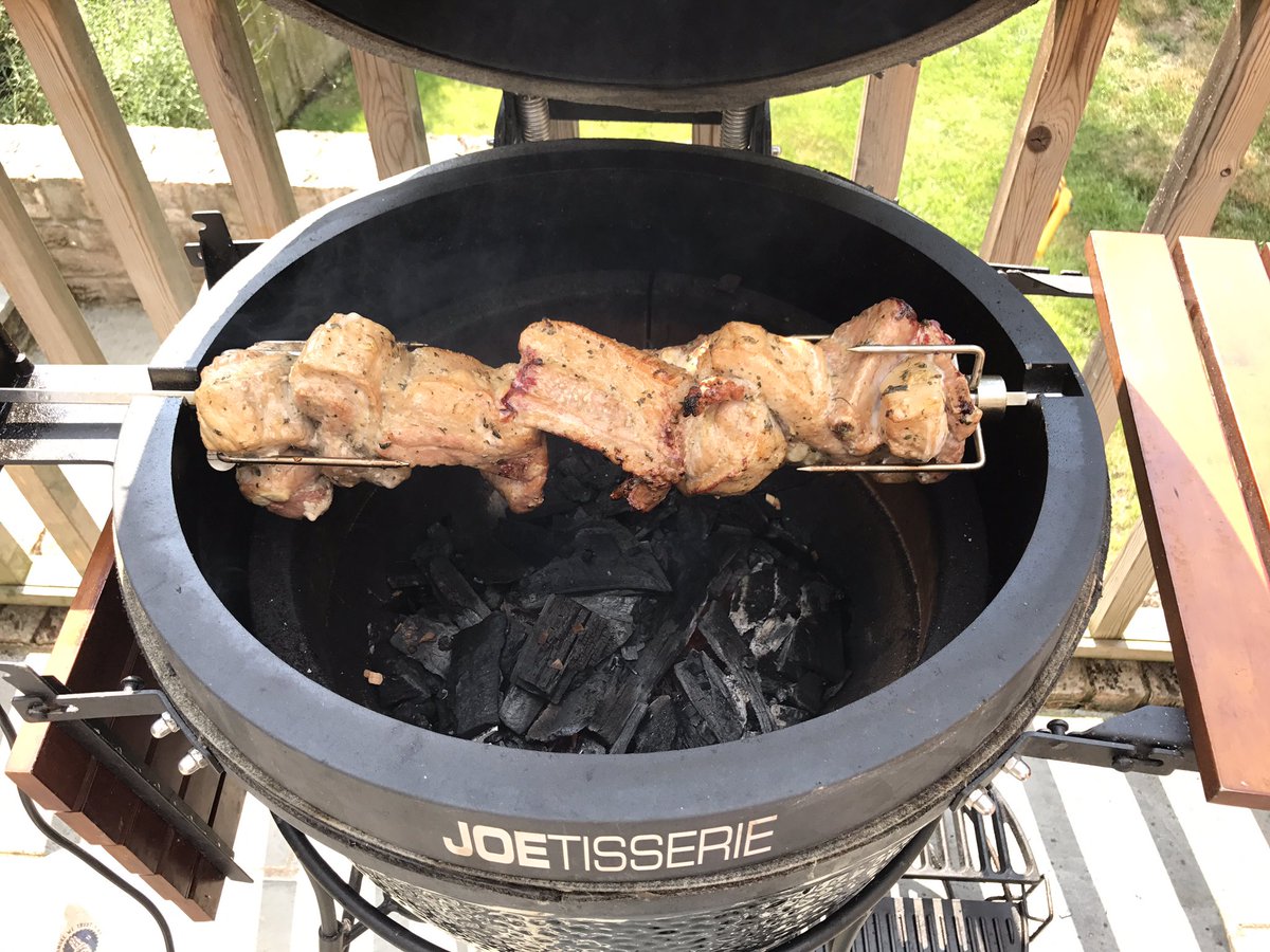 joeys_kitchen's tweet photo. Father's Day Special... first off... Pork Belly from the best in business @Normansbutchers just starting on the @KamadoJoe https://t.co/u1j8x20nAi