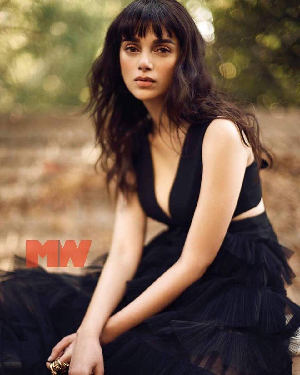 BookMyBollywood tweet media