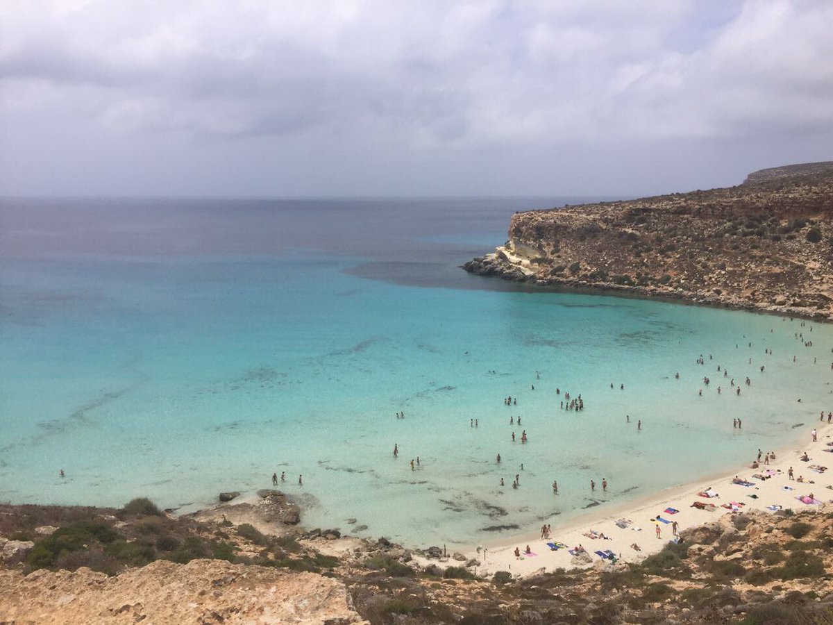 lampedusatoday's tweet photo. Buona domenica dal cuore del Mediterraneo!

🏖 https://t.co/gqUDOWR2RS
#lampedusatoday #jointheisland https://t.co/2zTyxRuby3