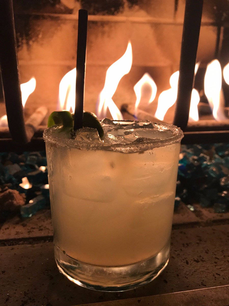 Happy #FathersDay! Show Dad how much you care by treating him to one of our Smoked Jalapeño Margaritas. #Hamptons818