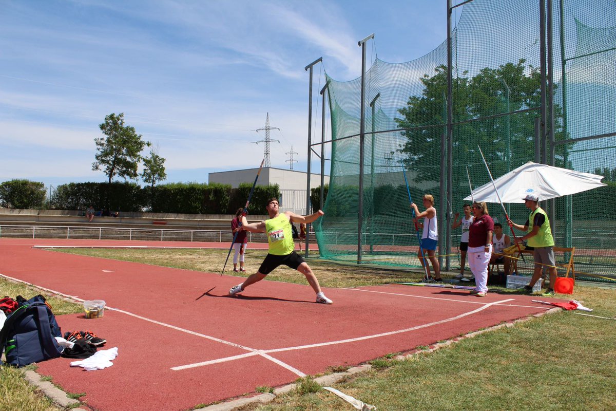 VelSalamanca's tweet photo. Campeonato provincial de atletismo
https://t.co/bIxCYd5zIv
(Foto cedida) https://t.co/Lw13L1cAgB