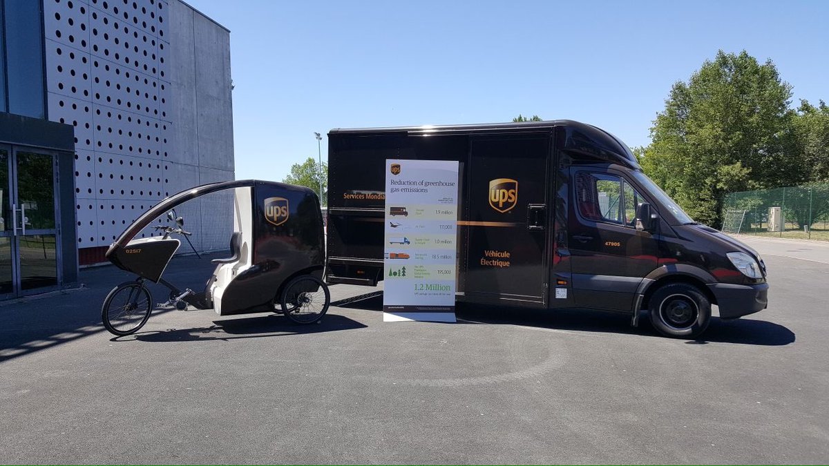 UPS_FR's tweet image. Nous ne sommes pas venus seuls @VINEXPO, nos #evehicles sont là aussi! 😊#VinexpoBDX