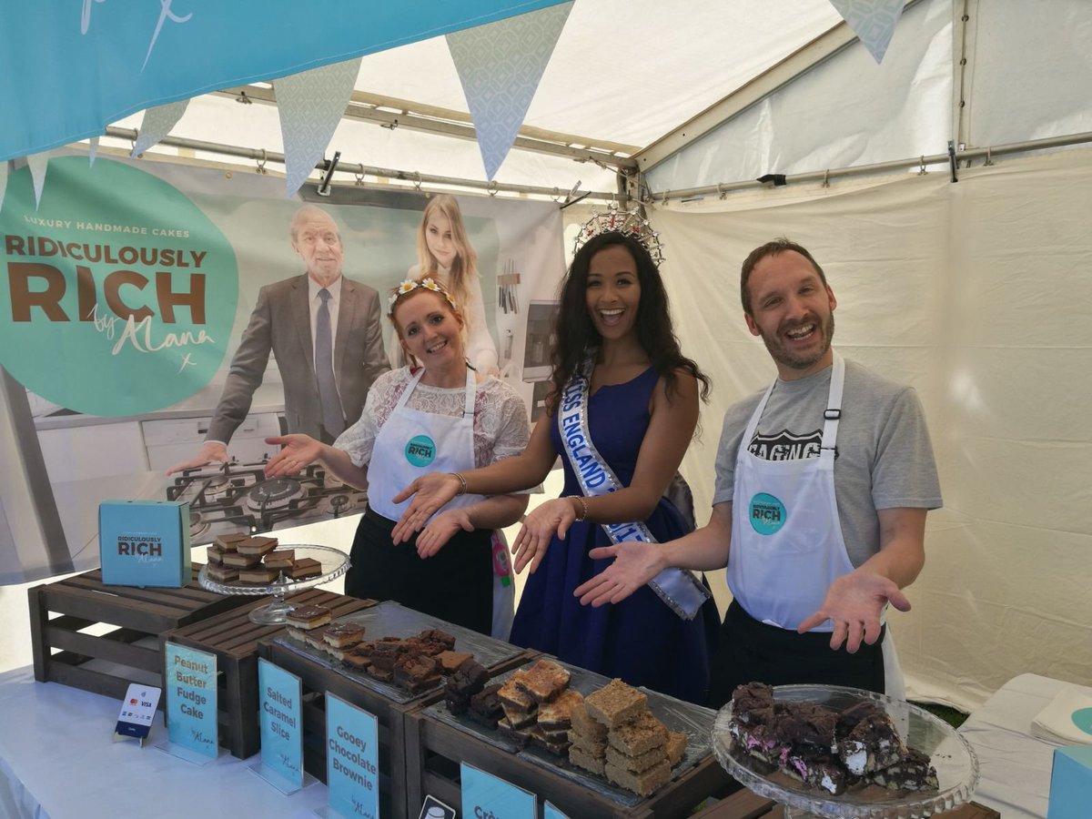 Lovely to meet <a href="/MissEngland2016/">MissEngland2016</a> <a href="/WoodvaleRally/">Woodvale Rally</a> hope you enjoyed the #chocolatebrownie <a href="/Ridic_Rich/">Ridiculously Rich</a>