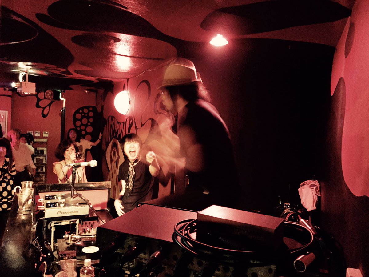菅 大智 高円寺u F O Clubでの アベジュリー生誕50年祭 どうもありがとうございました ヘッドライナーのイアン兄弟 Dj は圧巻 ハチマさんのエア イアン ペイス その他にもエア ジョン ロード エア リッチー ブラックモアなど も最高でした 菅 大智 高円寺u F O Clubでの アベジュリー生誕50年祭 どうもありがとうございました ヘッドライナーのイアン兄弟 Dj は圧巻 ハチマさんのエア イアン ペイス その他にもエア ジョン ロード エア リッチー ブラックモアなど も最高でした