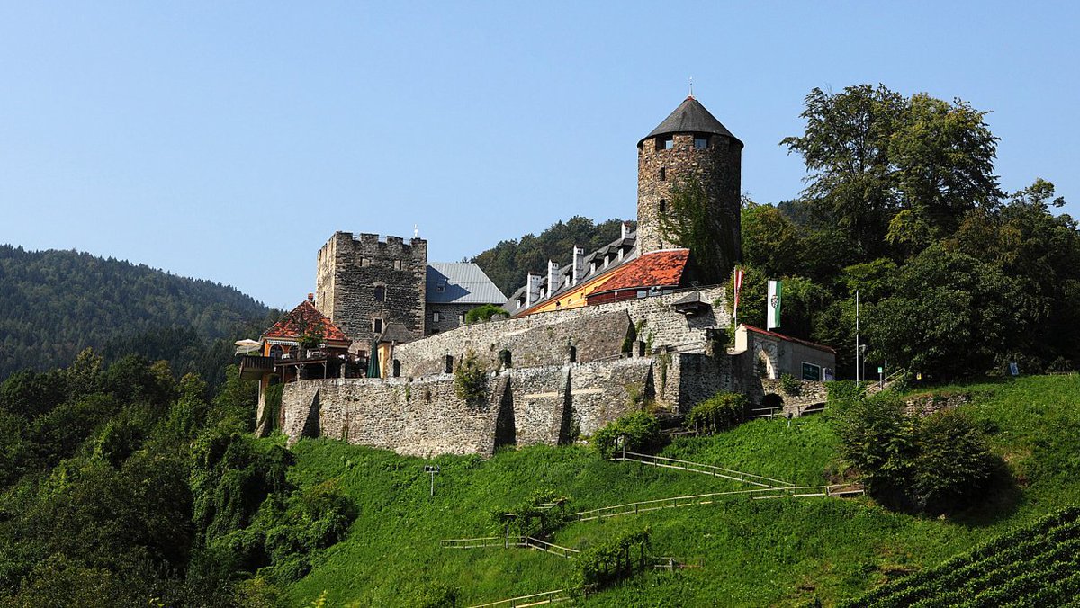 RossmannEvents's tweet image. Time to marry! What an amazing ambiance...#BurgDeutschlandsberg