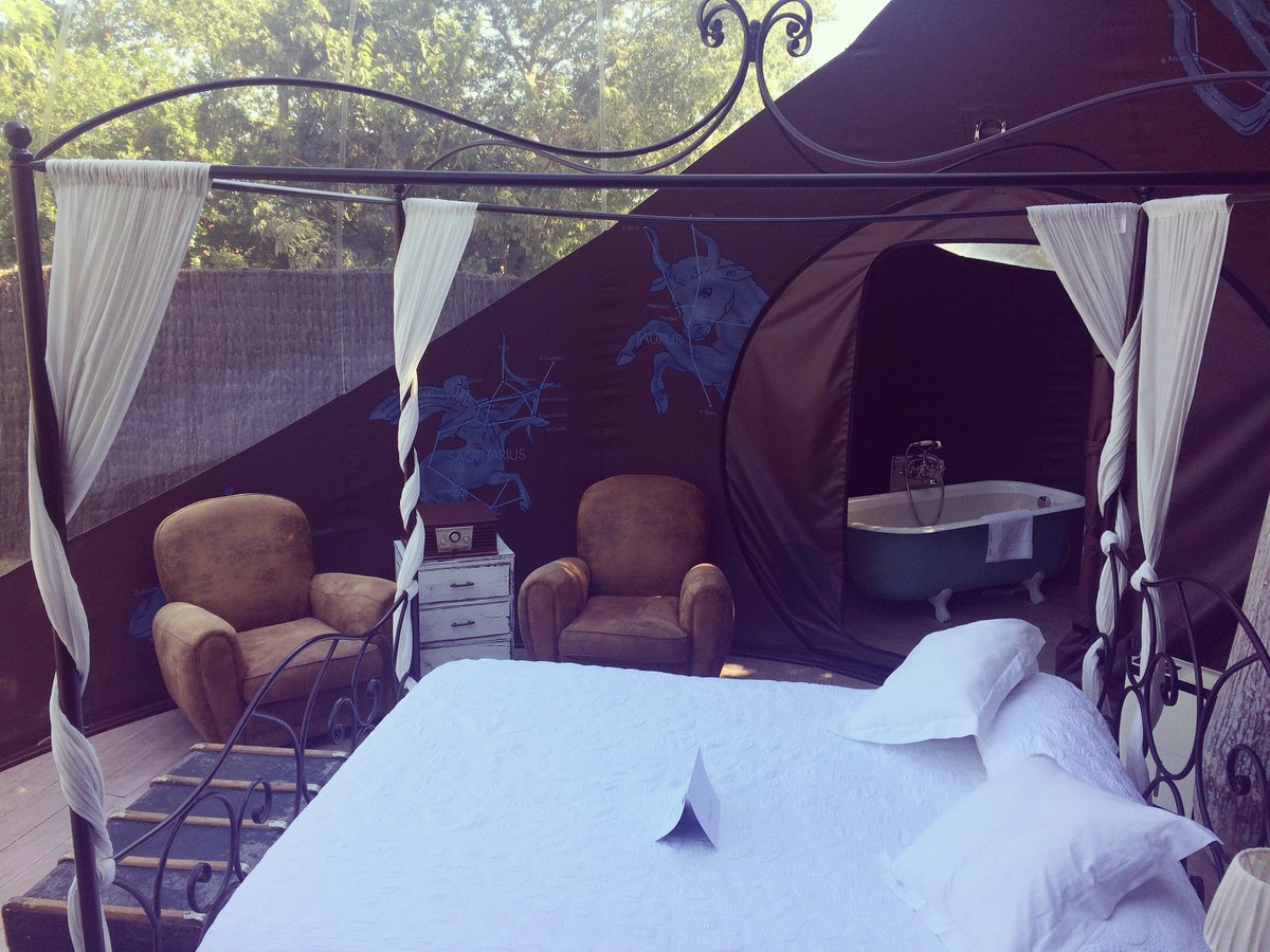 #milestrelles #amor #bubble #beatifuldestinations  #girona #glamping #gironaemociona #igerspain #igersgirona #incostabrava #lonelyplanet