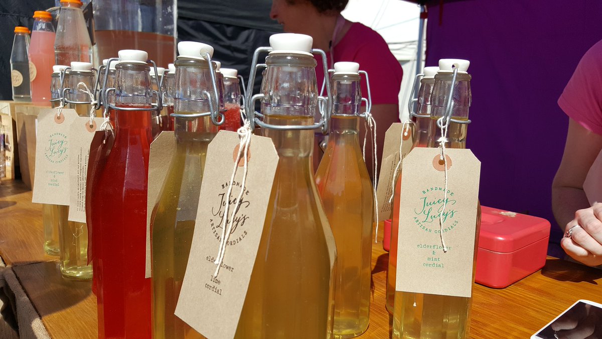 jean_bean13's tweet photo. @wearejuicylucys we enjoyed our cordials at the #bridportfoodfestival! Mmm #juicylucys #SoYum https://t.co/CNUT0UIMAY