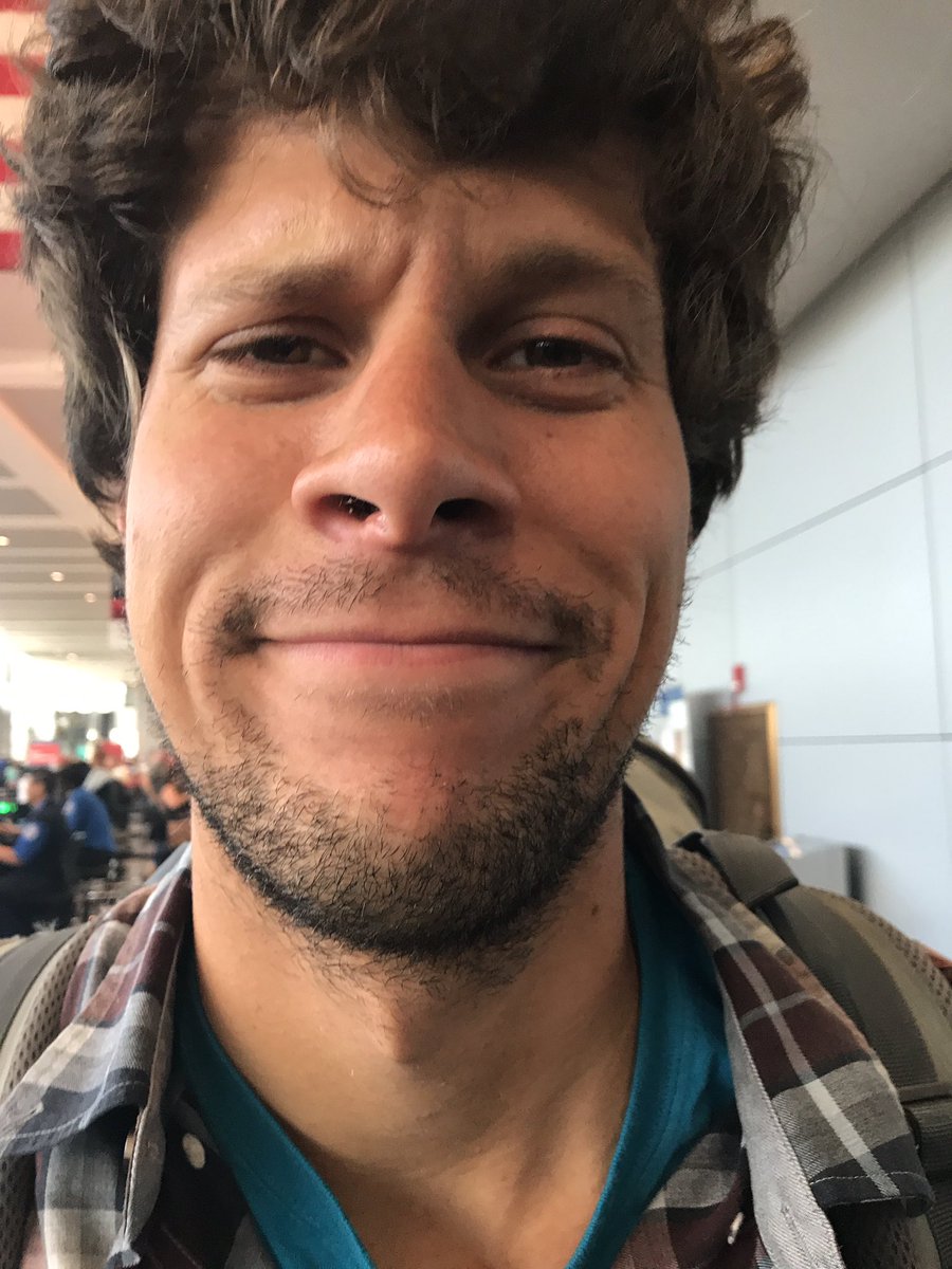 anthonysbeard's tweet photo. I'm back! In addition to looking dapper, I protected Anthony from 12 days of bitter Arctic winds in Norway. Functional AND stylish. https://t.co/KWzcDcZe3S