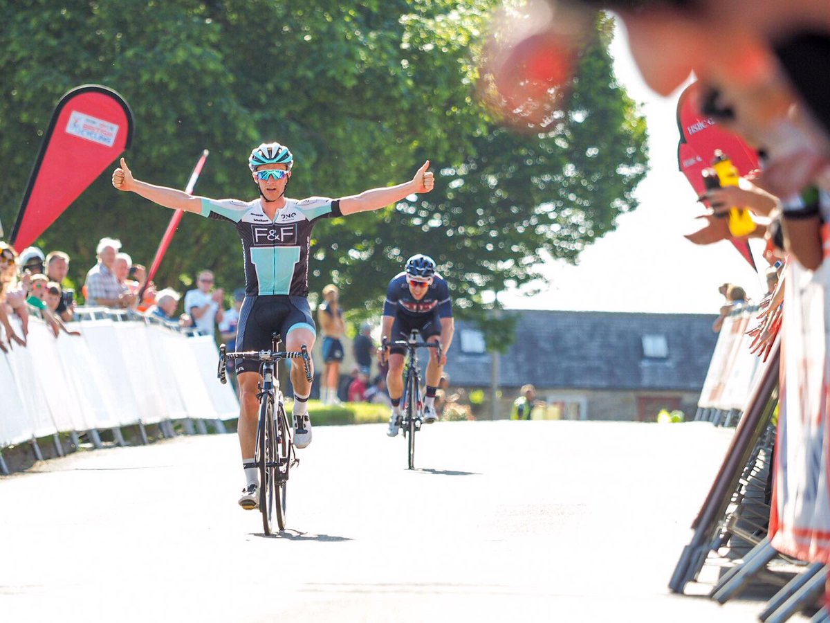 ONEPRONutrition's tweet photo. And here's the winning shot! Congrats @williamspete on a superb victory today at the #BeaumontTrophy &amp; a great ride from @mtb_tom taking 3rd https://t.co/iAAMZulgTM