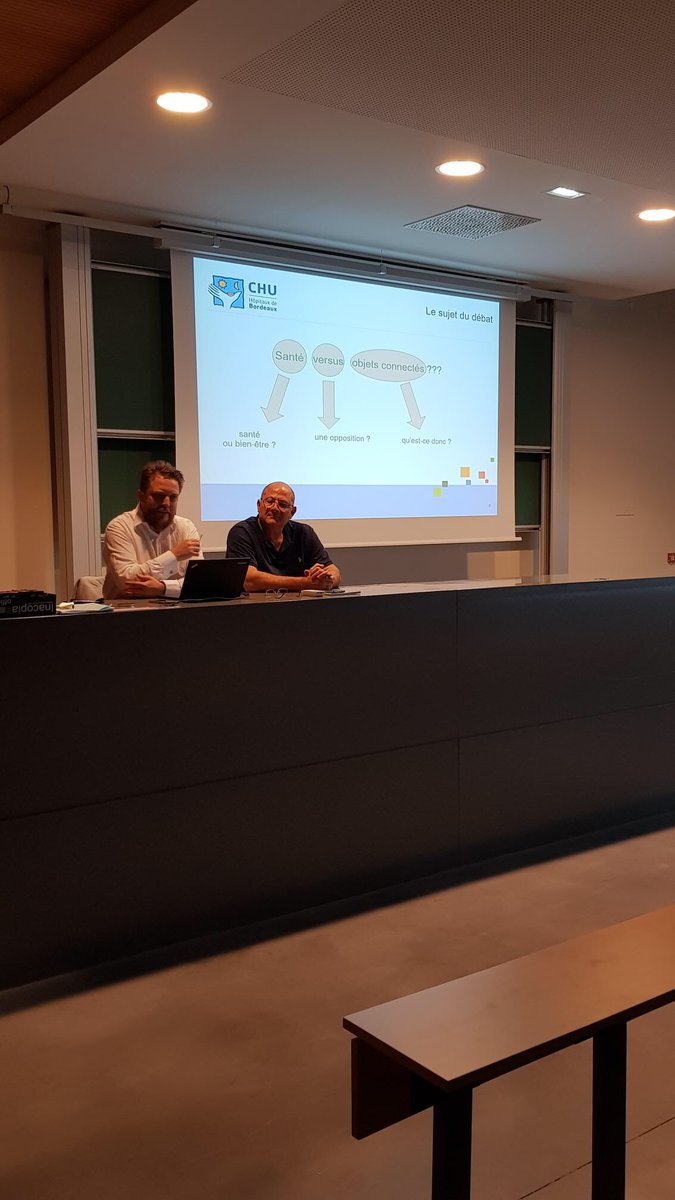 FredGOUTH's tweet photo. #CyberSécurité: Le @clusiraqui et moi même remercions nos intervenants du @CHUBordeaux  #Conférence #RSSIA2017 https://t.co/iFdKO0bBkN