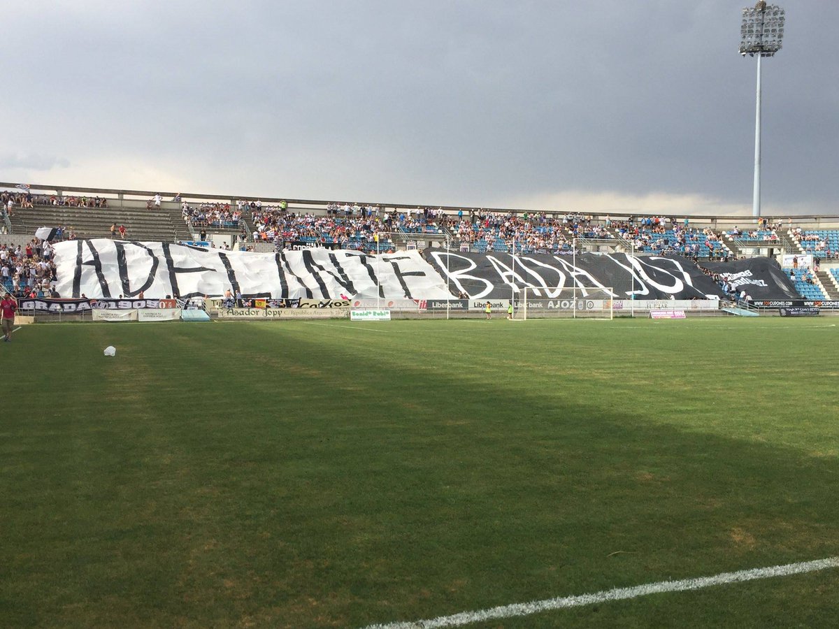 CD Badajoz - Calahorra. Fase de ascenso a 2ªB. Tifo de Ultras Badajoz.