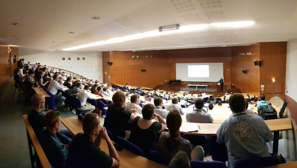 FredGOUTH's tweet photo. #CyberSécurité: Le @clusiraqui et moi même remercions notre intervenant Pascal ALIX @virtualegis #RGPD #DPO #Conférence #RSSIA2017 https://t.co/WK1afwyaiu