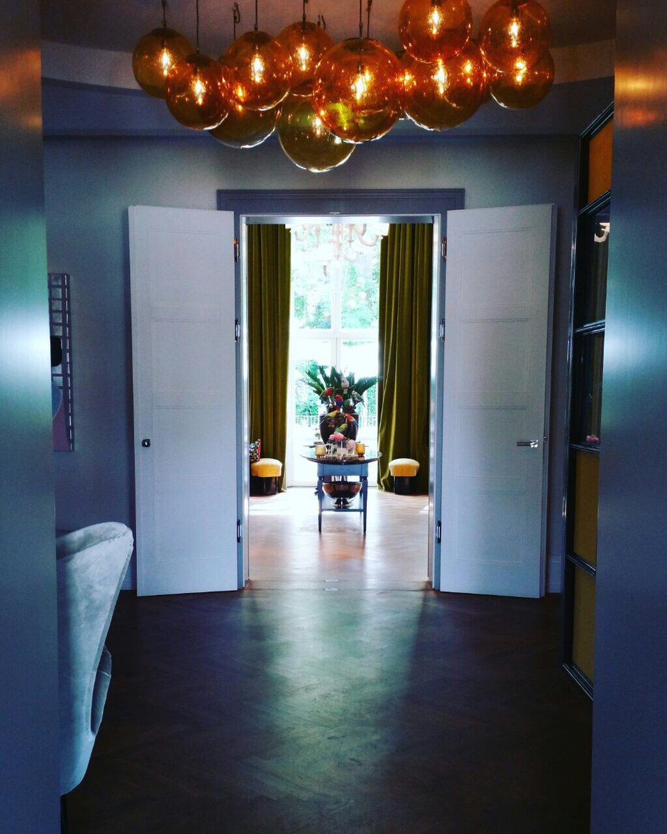 HerrinSabina's tweet photo. Feines Hotel hier gefunden. Hier könnte ich bleiben ❤️ #lamaison #hotelliebe #happy #auszeit #kurz #nachhervideodreh https://t.co/QR5bpTOs8q