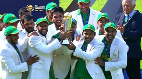 angeldoll660's tweet photo. You can ban cricket in our country but you cant take out the passion that lies within us.Well played #ICC_ChAmPioNs #PakistanZindabad 🔥🇵🇰❤️ https://t.co/MOxmhp36Y8