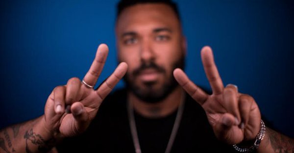 ItsTheDopeShow's tweet photo. New Video: Rich Hunter (@riskystar) Ft. @JoyyaMarieMusic – Smile Again https://t.co/6rrShbn2mh https://t.co/PQxMJDUYmr