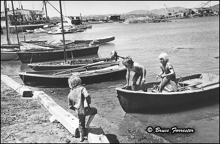 keithemmonsone's tweet image. Hear Keith Emmons read Moondrifter Reverie, poetry, houseboat life in the 70s. Sunday June 25 2PM Felix Kulpa Gallery 107 Elm St. Santa Cruz