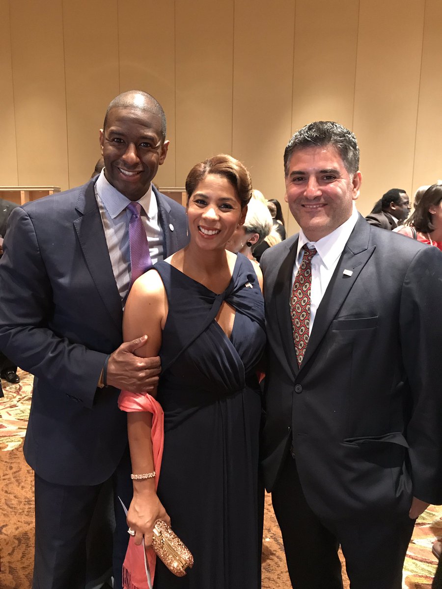 PamKeithFL's tweet photo. Ran into some great guys at last night's gala. #FlaDems #PamKeith2018 #LeadBlue17 https://t.co/028NSohs5y
