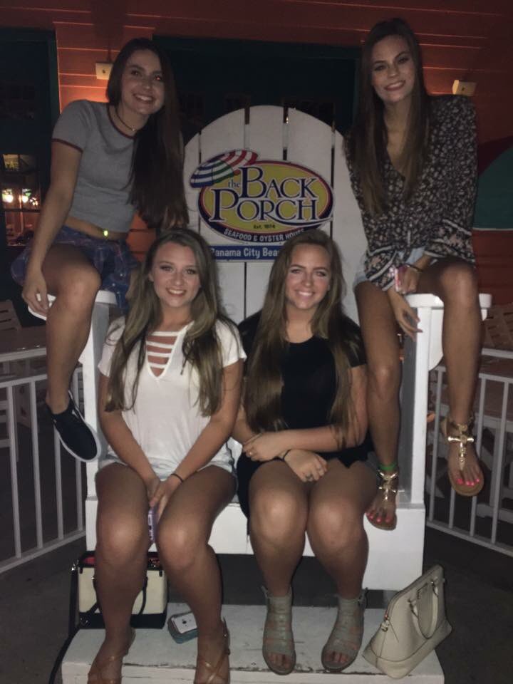 mckinziegoble's tweet photo. Happy birthday @_madisonmorris 🤗 love &amp; miss you dearly, hope your day was the best 💗💗💗💗 https://t.co/OVvn9RqhX3