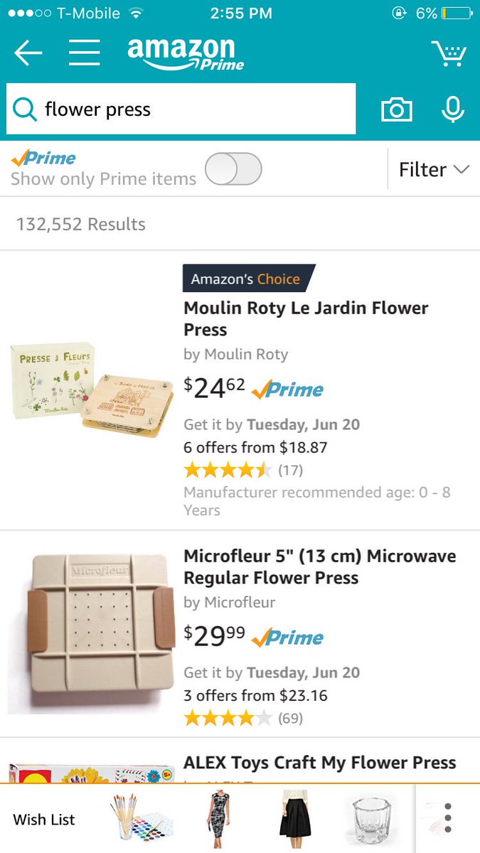giulybruno6's tweet photo. why do flower pressing kits cost so much it's literally two pieces of heavy wood to put flowers in between https://t.co/qvTGjhuex0