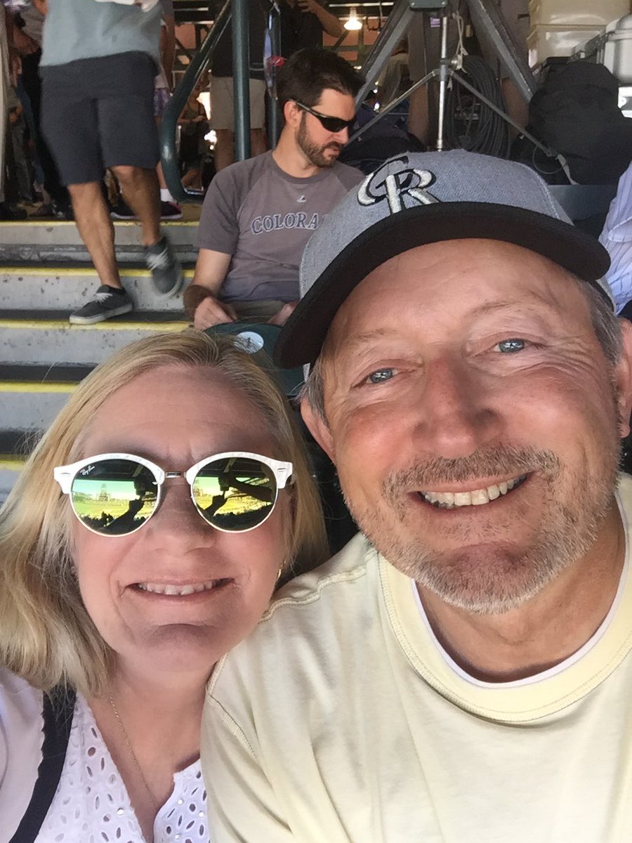 SuannBuck's tweet photo. #ilovecoorsfield https://t.co/XP2KvVpQMw