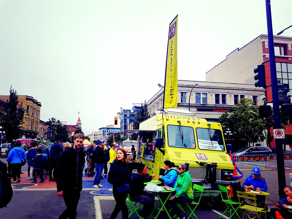 Hungry Rooster tweet media