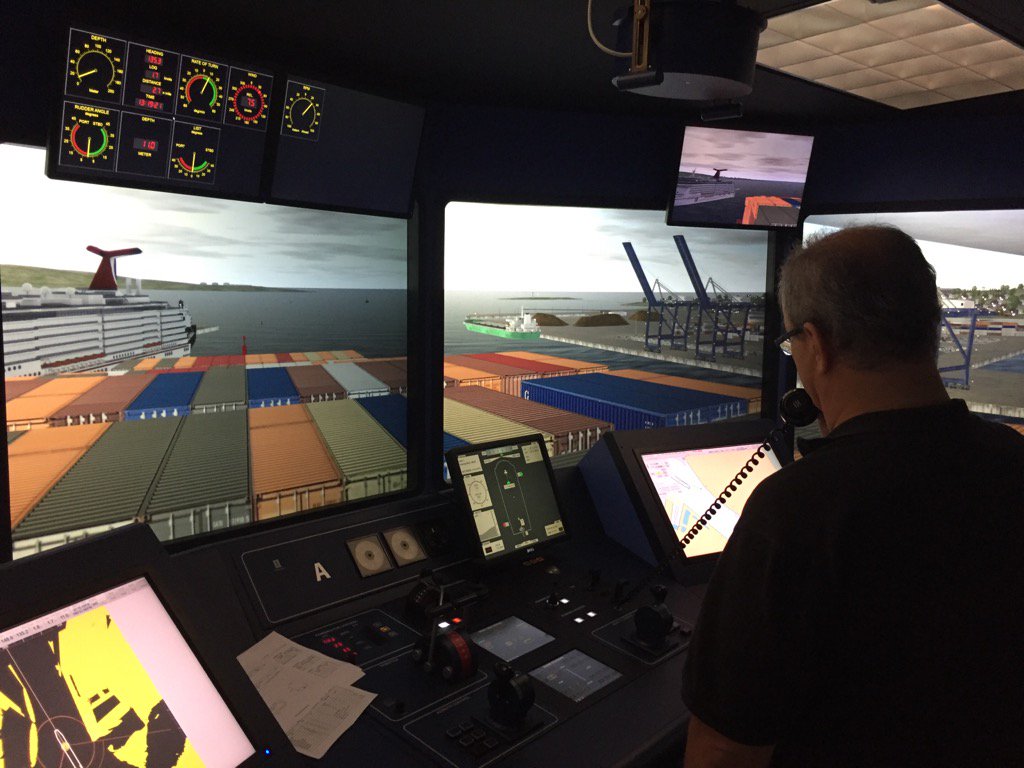 HbrMasterPSJ's tweet photo. Navigation Simulation Study underway at MSRC https://t.co/LpgeZEhqCi for W Side Modernization Project @PortSaintJohn https://t.co/Eh4widTwhv