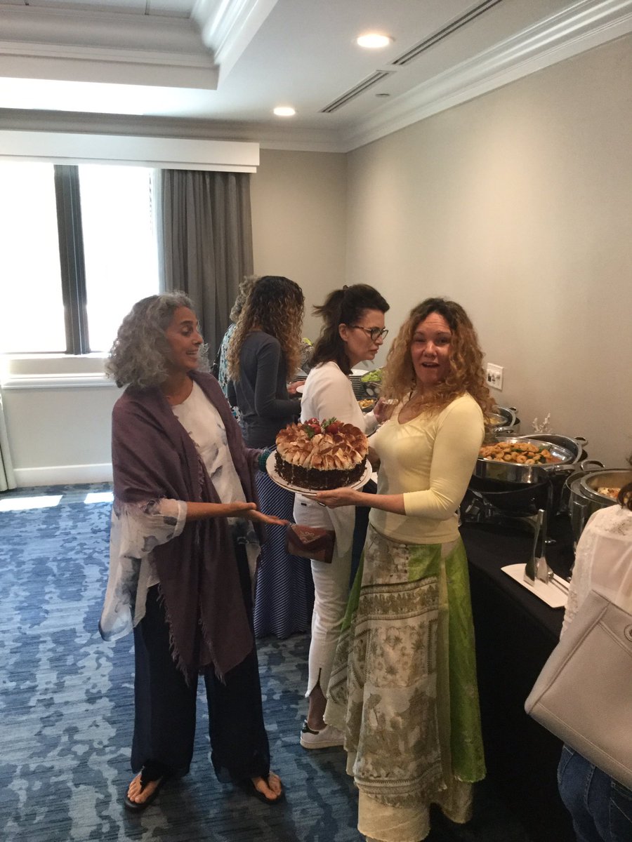 RicDiloreto's tweet photo. Great last CEDH / workshop weekend at Ft Lauderdale with Dr Hakimi @CEDHUSA @BoironUSA @dchadwick2011 @jboudazin @ChrisDPharm @Bodyofharmony https://t.co/hUe27cQDnt
