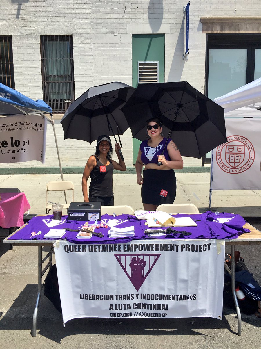 queerDEP's tweet photo. #20YEARSOFKINK looks good on us! Come hang! Here till 5/6! Thanks to @FolsomEast for supporting us, @antiviolence & @irishouse #Pride2017 https://t.co/CRopFFAraq