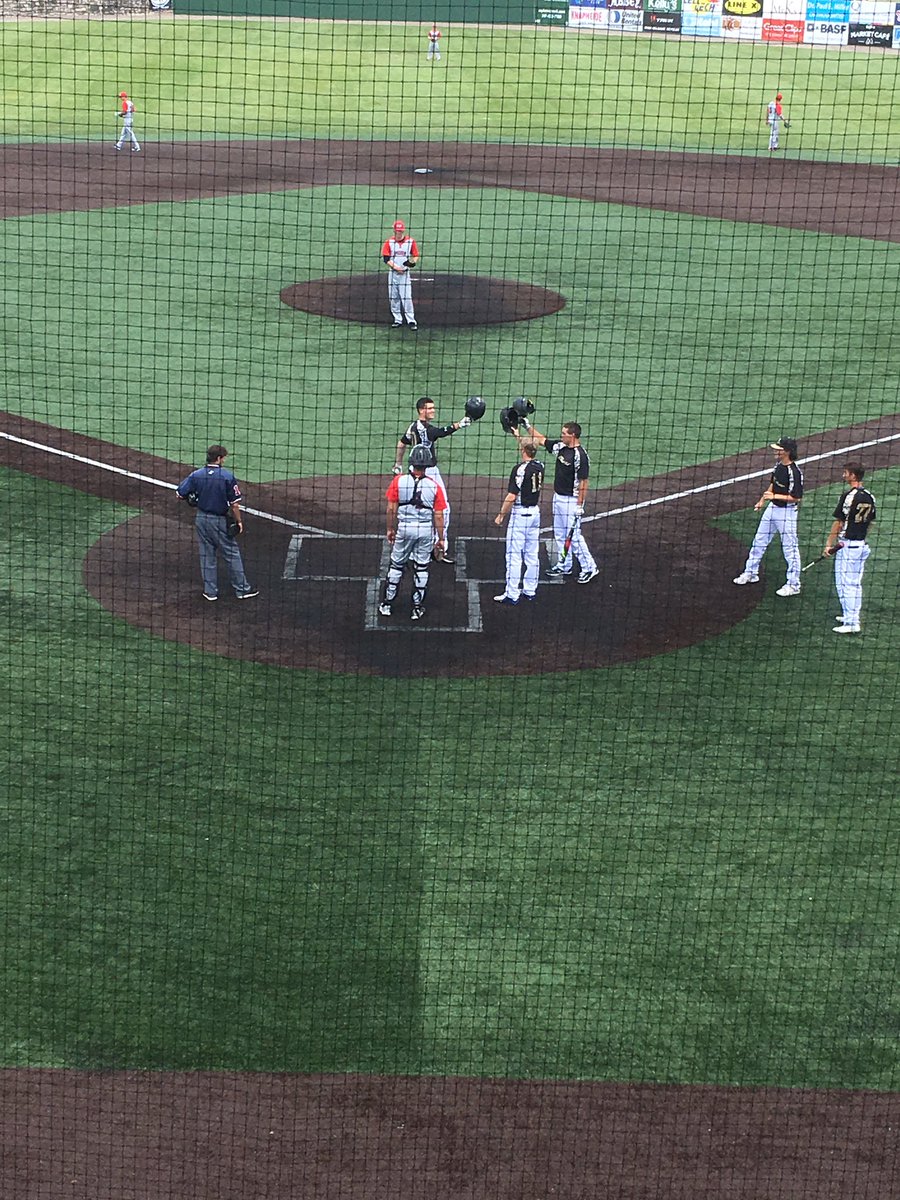 GemCityTNMs's tweet photo. 2-run tank for @TeamCombatSTL ! They lead it 2-1 in the Championship game https://t.co/4Lo0bbSp1N