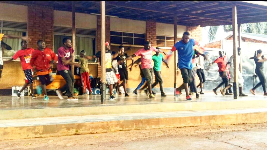 CyrusMasembe's tweet photo. I was at #breakdanceprojectuganda1#basics #worldwide #breakdance #bboying #bgirls #worldbreaking  #kampalauganda #bboys https://t.co/3IDnweUUzC