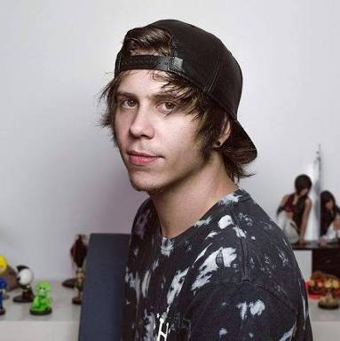 CamiRandom12's tweet photo. Si lo tuvieran al frente... Que le dirías a @Rubiu5 ??? #QueremosCMFPeru #PeruNeedsCMF @ClubMediaFest https://t.co/qs5mNtvDOg