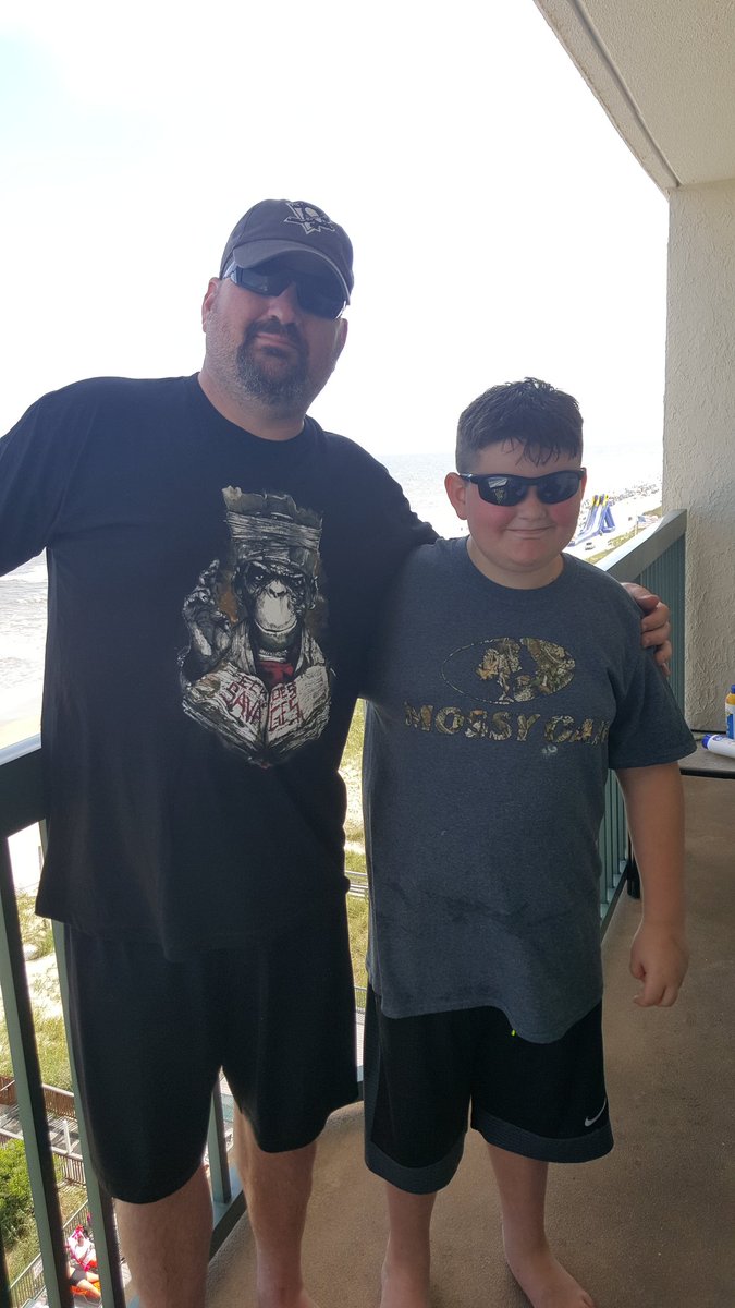 Jnix86's tweet photo. Happy father's day to me @joerogan #higherprimate.... https://t.co/h5VKUoXdBc