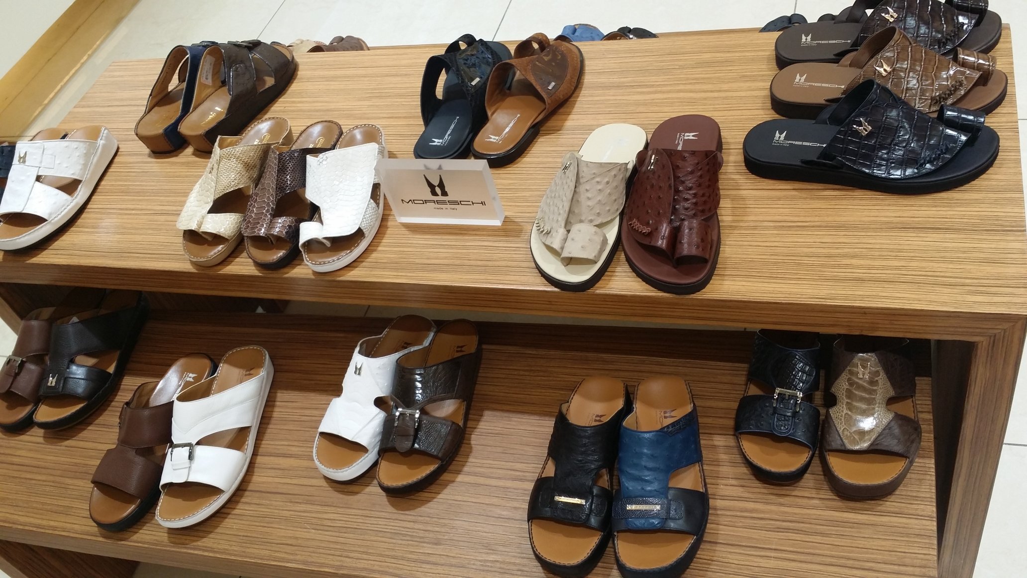 ZIMAS on X Moreschi NEW COLLECTION MORESCHI NEWCOLLECTION CALF CROCODILE OSTRICH SLIPPERS SHOES bags https t sstL2biQJ7 X