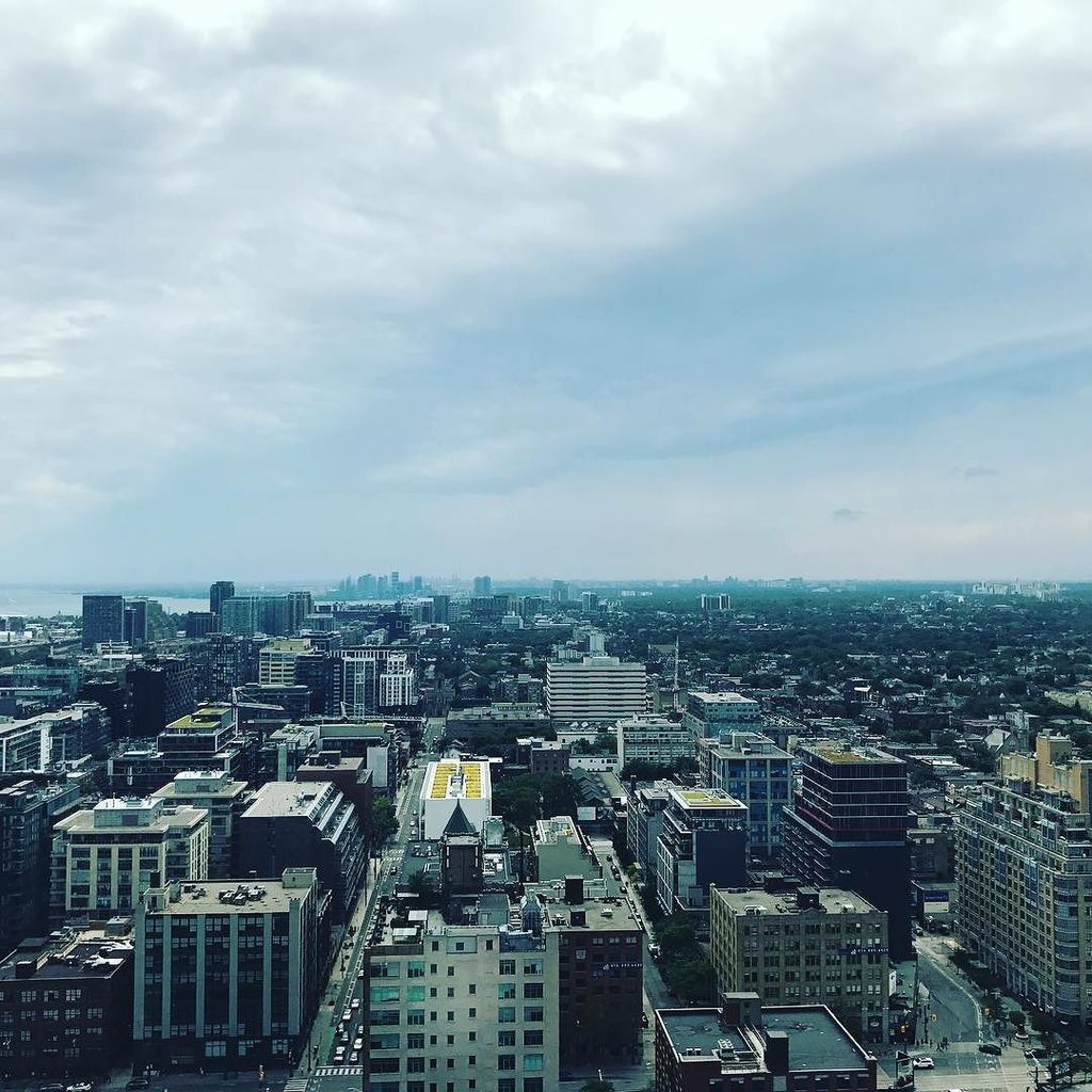 brachynerd's tweet photo. Loving the #view of #Toronto today!.
.
.
#torontoTech #torontoIG #GlobalIG #roofTopViews #highUp #cityView https://t.co/GYmoT7s1HP https://t.co/eMqZBQPHZN