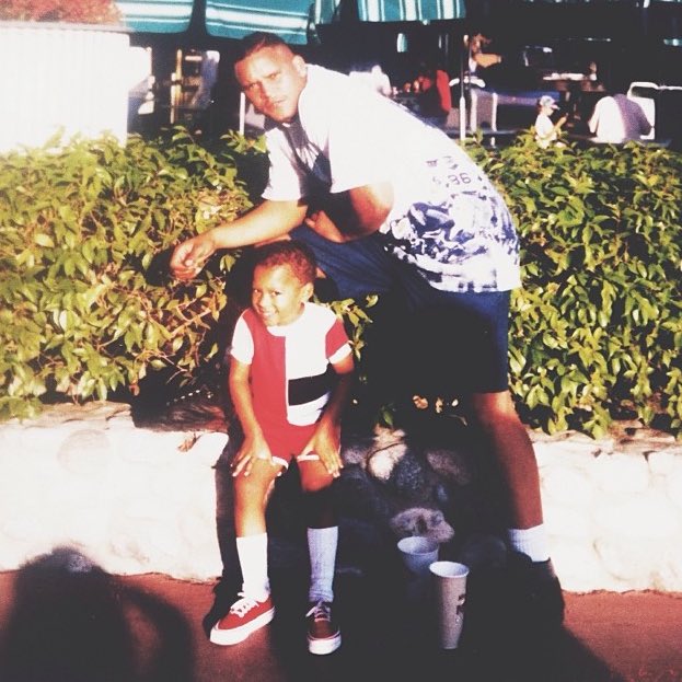 sahtyre's tweet photo. For Father's Day...

Sahtyre - Broken High (ft. @TEARDROPLOPEZ) prod. by @ChaseMooreMusic

https://t.co/vTUalWGECZ

RIP John Howell https://t.co/bp5sGLqjE0