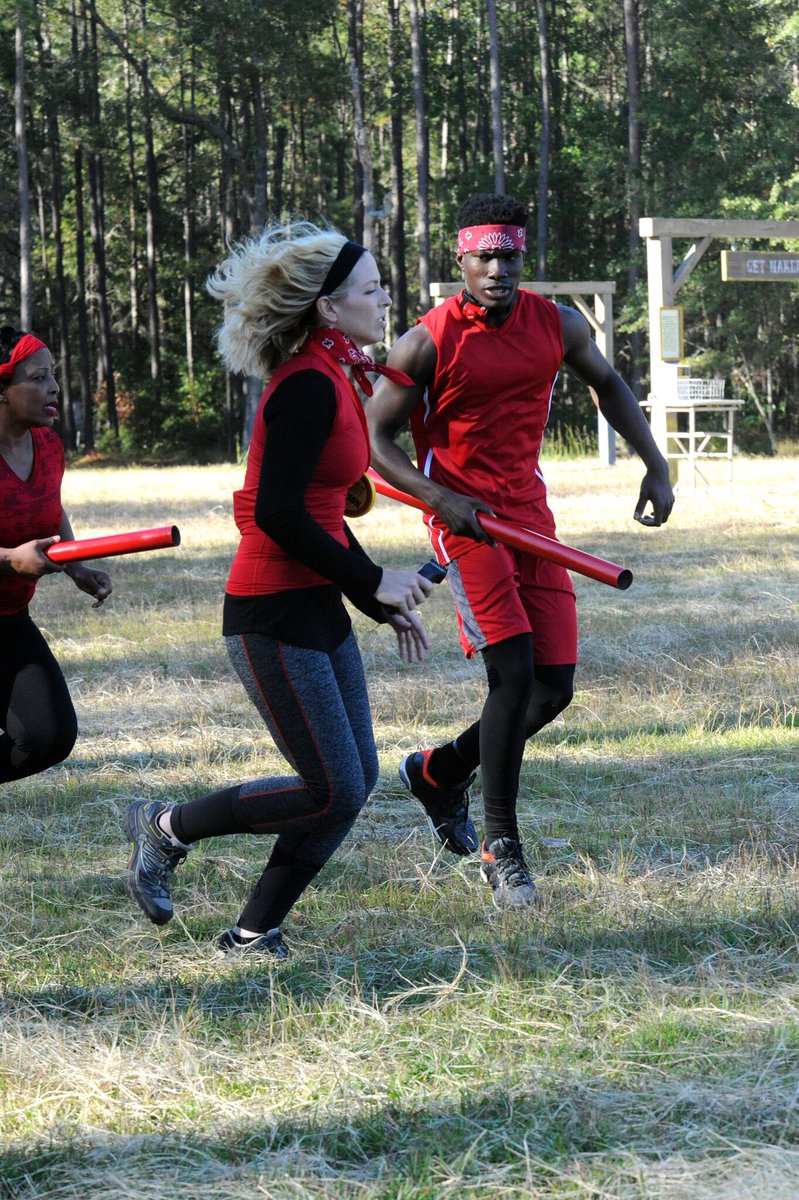 bigshermforreal's tweet photo. Red team in #Fullaffect !! I'm looking at Alison like I'm coming for you ! 👊🏿🤣. Well Tune in Tonight @ 8:30 pm on Fox #americangrit #grit https://t.co/j51dsYKC89