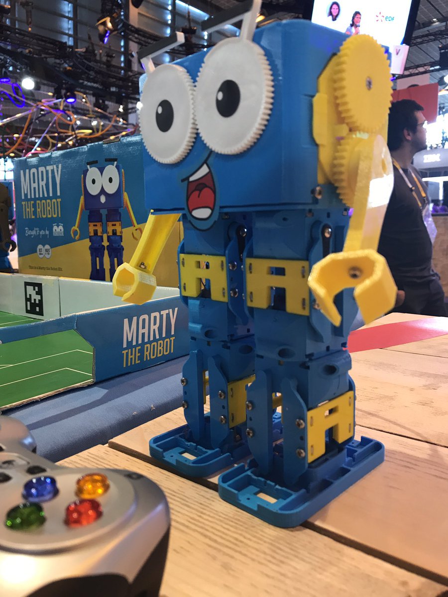 geniusmunabrand's tweet image. Marty @roboticalltd an affordable #robot that helps #kids #learn to #Code. #edtech #Twitter237 #Tech