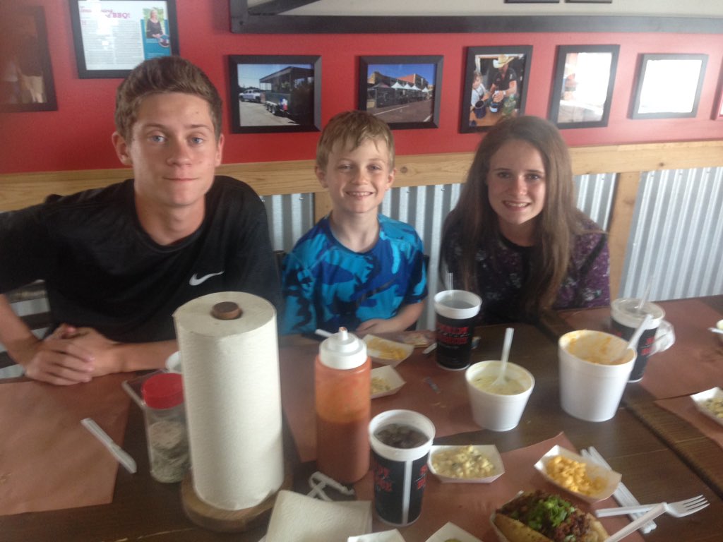 dmonasmi's tweet photo. Celebrating Father's Day dinner @SchmidtFamBBQ !Love the smoked Prime Rib! https://t.co/EhkjmxOZJk