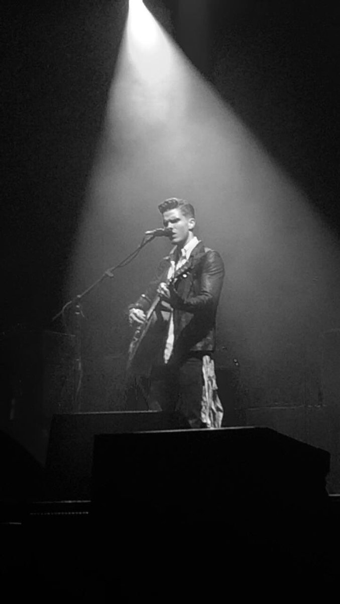 Aplus_Aidan's tweet photo. @officialkaleo killed it at #FIREFLY2017 Thursday night. https://t.co/zNB7otlbKS
