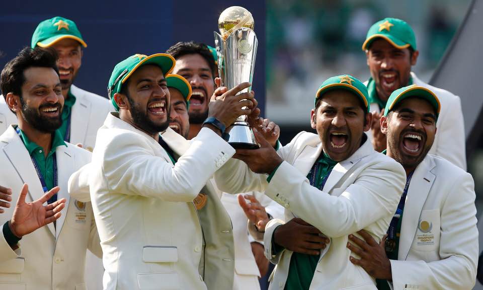 Summair6's tweet photo. Well done boys- making #Pakistan proud for #PakistanVsIndia match- all the more deserving bec.of heat &amp; #Fasting-amazing -congrats &amp; mubarak https://t.co/f1GucmlWhm