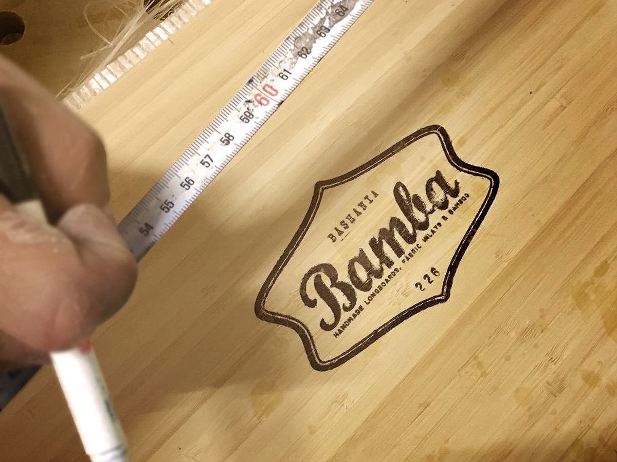 bambalongboards's tweet photo. A tope con la nueva colección, ¡ya queda menos para enseñarla! ¿Qué os gustaría ver? #bambalongonboards #bambastyle 
https://t.co/Jz46z8znMT https://t.co/CcflwsNuSQ