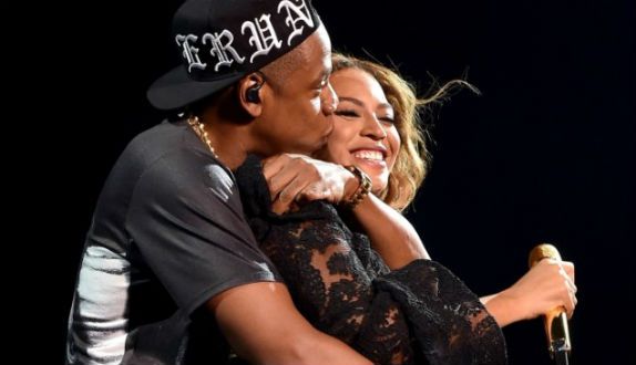 Beyoncé da a luz a gemelos elfurgonmusical.com/beyonce-da-luz…