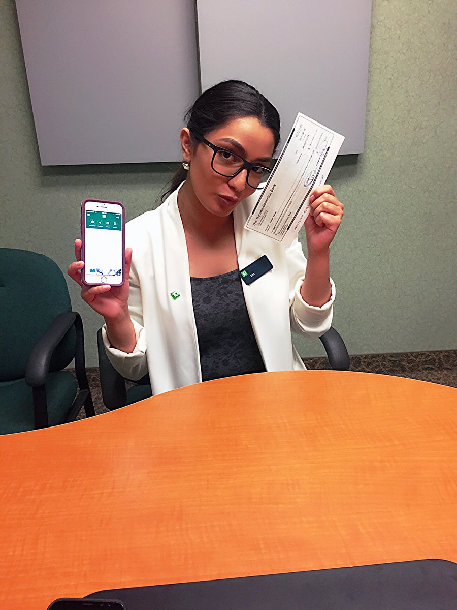 pgo0se's tweet photo. Going digital has never looked so good! #imdigitalready 💚#sundaybanking https://t.co/Ie3j5wOIXs