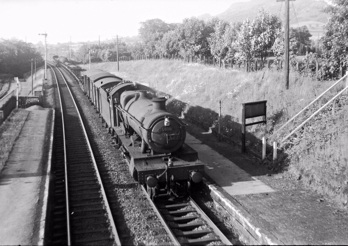 .#Abergavenny Junction Station (now long gone) in 1958 #Monmouthshire facebook.com/ForgottenAberg…