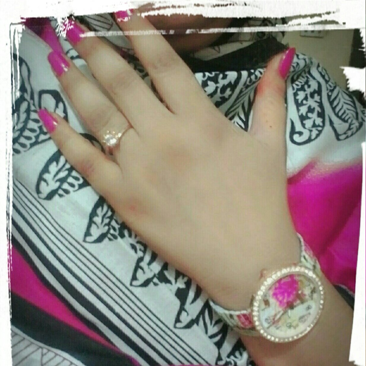 ShafqatHumaira's tweet photo. #NewProfilePic https://t.co/P4St5qTRTp