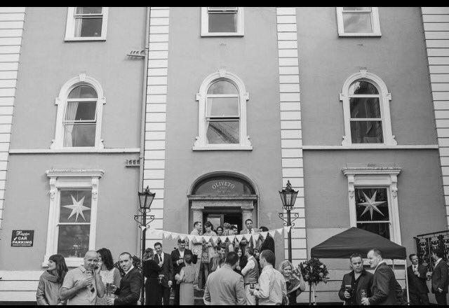 icecrystalcubes's tweet photo. Busiest day ever today ! Del. to @TeelingWhiskey @TasteDublin,,the Queen pub in Dalkey,the Haddington house in Dunloaighaire &amp;OSheasBar https://t.co/OPvl7rd0Oq